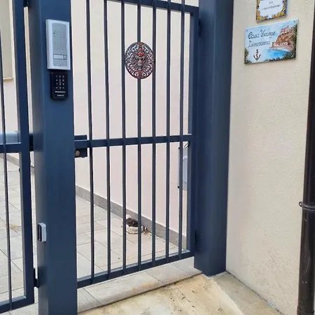 Dimoranna Casa Con Parcheggio Privato 公寓