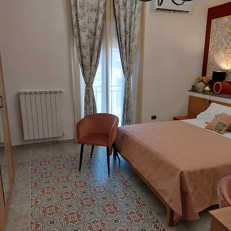 Dimoranna Casa Con Parcheggio Privato 피조