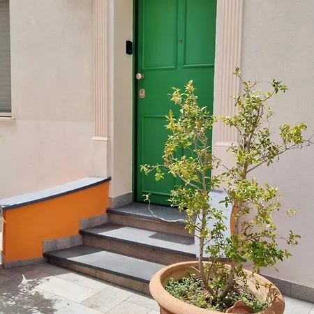 아파트 Dimoranna Casa Con Parcheggio Privato *